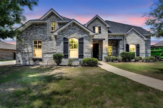 211 Debbie Way, Red Oak, TX 75154