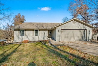 2 Wreston Ln, Bella Vista, AR 72715