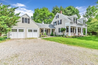 81 N Mill St, Holliston, MA 01746