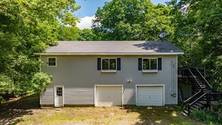 5 Town House Rd, Swanville, ME 04915