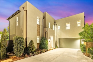 240 Amber Oak, Lake Forest, CA 92630