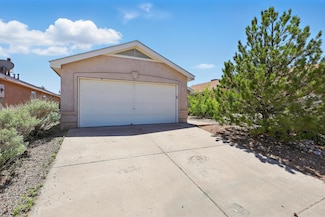 7304 Tolleson Ave NW, Albuquerque, NM 87114