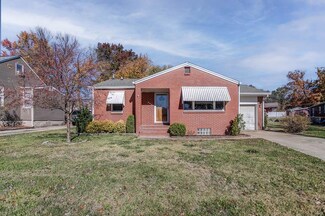348 Lindenwood Blvd, Alton, IL 62002