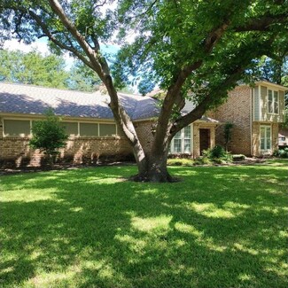 4204 French Lake Dr, Fort Worth, TX 76133