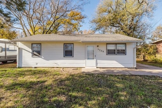 5239 S Spruce St, Wichita, KS 67216