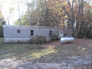 4107 E White River Dr, Hesperia, MI 49421