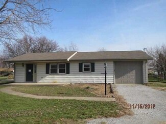 603 S Central Ave, Otterbein, IN 47970