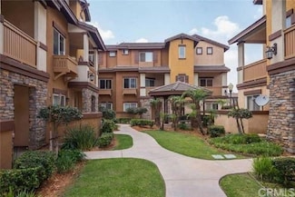 511 N Lark Ellen Ave Unit F, Covina, CA 91722