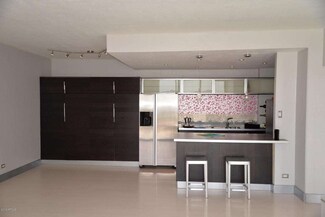 207 W Clarendon Ave Unit 11D, Phoenix, AZ 85013