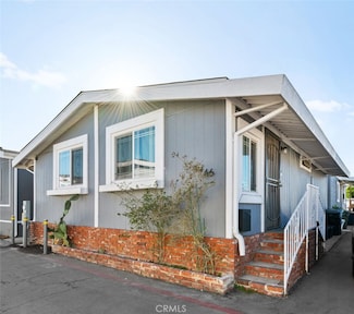 327 W Wilson St Unit 66, Costa Mesa, CA 92627
