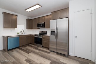 7801 N 44th Dr Unit 1003, Glendale, AZ 85301