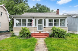 1228 Beardsley St, Akron, OH 44301