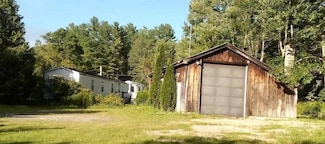 8 Snow Hill Rd, New Gloucester, ME 04260