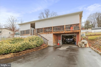 14129 Louise Dr SW, Cumberland, MD 21502