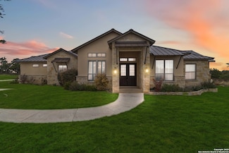 1083 Private Road 2775, Mico, TX 78056