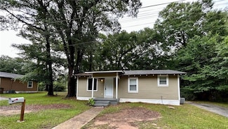 905 Pansy Ct, Mobile, AL 36693
