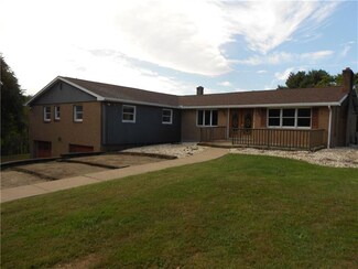 132 Rim Rock Ln, New Stanton, PA 15672