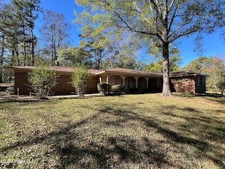 16799 Midway Rd, Terry, MS 39170