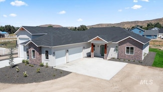 1360 Jordan Ln, Emmett, ID 83617