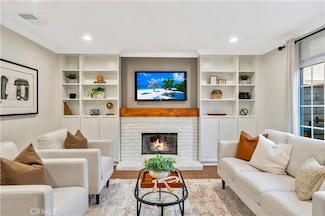 2048 Windsor Cir, Duarte, CA 91010