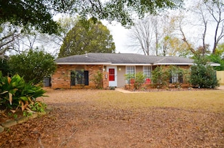 113 Duck Cove, Elmore, AL 36025