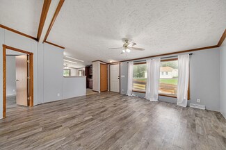 730 Daniel St, Kalamazoo, MI 49048