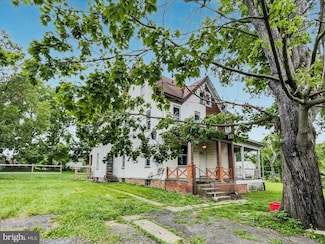 19 Lancaster Ave, Enola, PA 17025