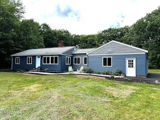 221 Maguire Rd, Kennebunk, ME 04043