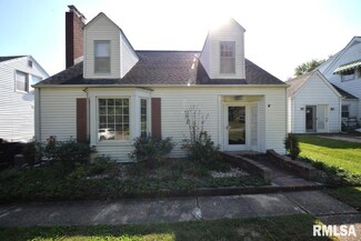 809 Oakland Ave, Mount Vernon, IL 62864