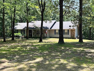 142 Meade Rd, Clinton, AR 72031