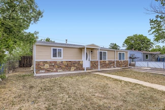7461 Locust St, Commerce City, CO 80022