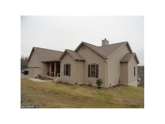 75345 McElhaney Rd, Freeport, OH 43973