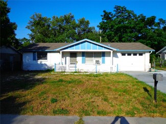 11710 Paige Dr, Port Richey, FL 34668