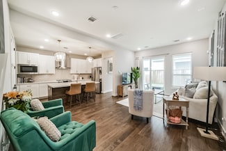 2611 Paul Quinn St, Houston, TX 77091