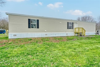 113 Winesap Ln, Ontario, NY 14519