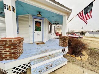 215 W North St, Lincoln, KS 67455