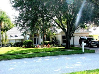 1801 Mission Dr Unit 1, Naples, FL 34109