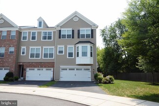 112 Arlington Ln, Telford, PA 18969