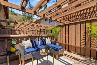 5806 Mission Center Rd Unit B, San Diego, CA 92123