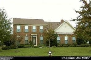 12801 Tournament Dr, Reston, VA 20191