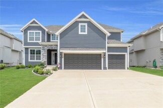 19612 W 116th Ct, Olathe, KS 66061