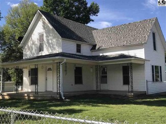 510 Harrison St, Little River, KS 67457
