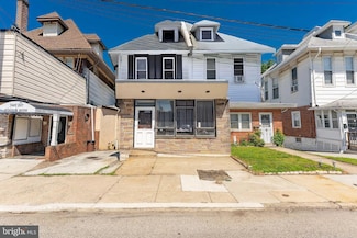 637 Chester Pike, Prospect Park, PA 19076