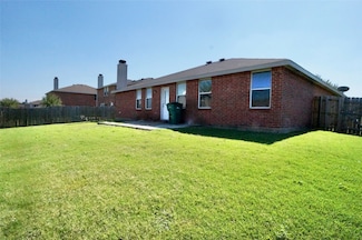 1216 Wisdom Dr, Cedar Hill, TX 75104