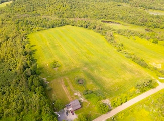 3226 Woodward Neighborhood Rd, Richford, VT 05476