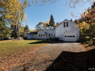 386 Pawling St, Watertown, NY 13601