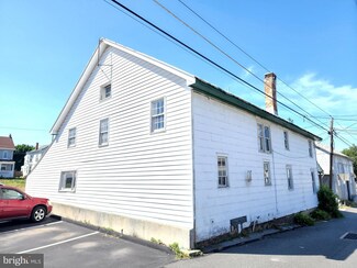 330 W Walnut St, Kutztown, PA 19530