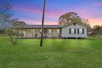 3400 Hunter Rd, Saratoga, TX 77585