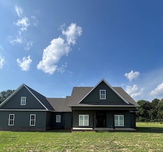 2203 Old MacOn Rd, Montrose, GA 31065
