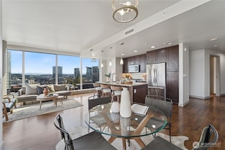 10650 NE 9th Place Unit 1526, Bellevue, WA 98004